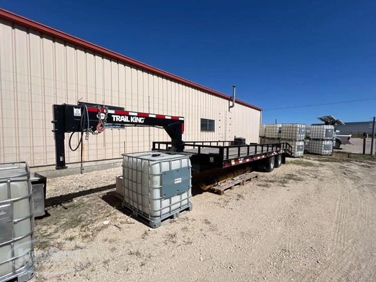 Used Trailer in yard for Sale